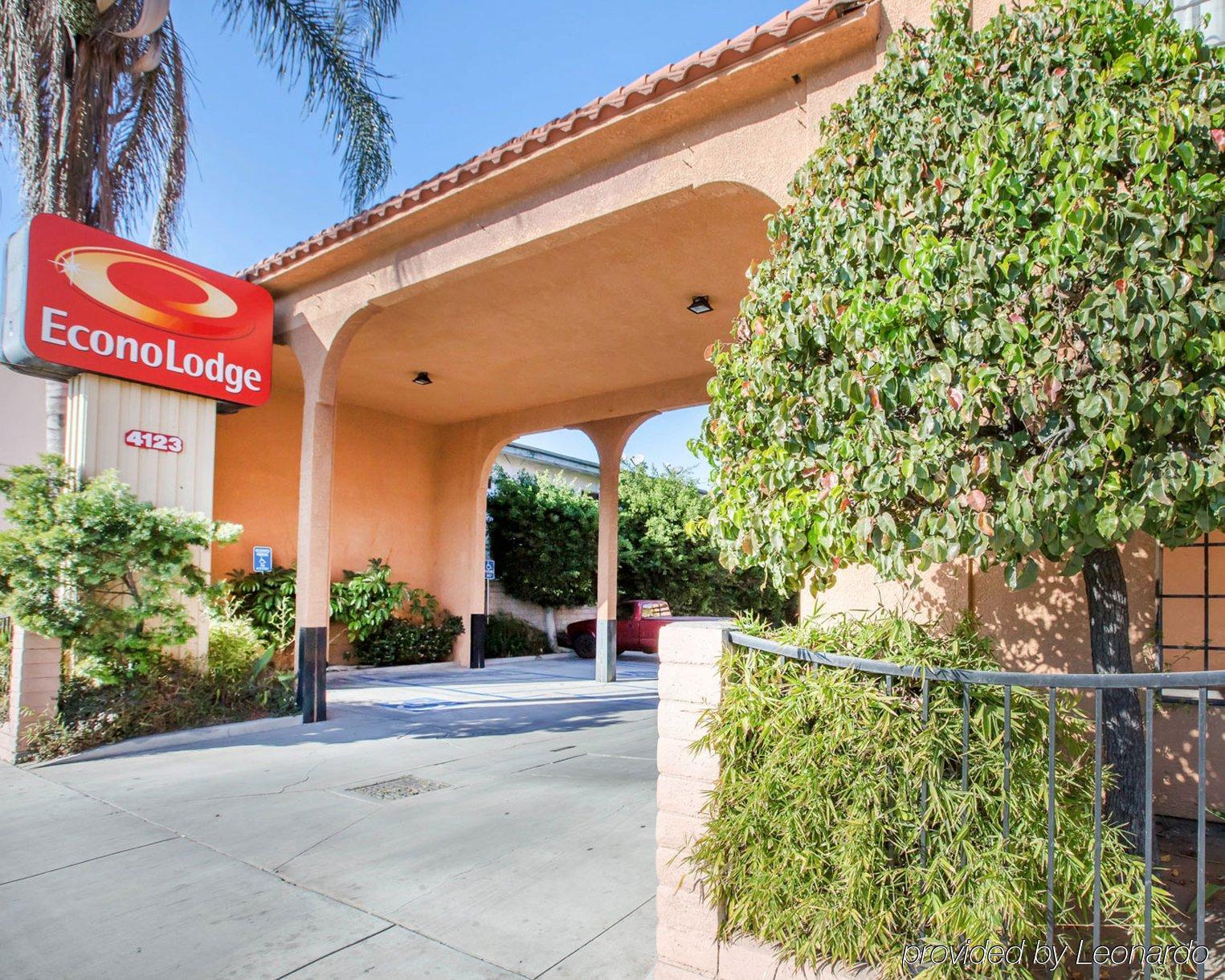Hotel 6-inglewood, Ca 2*